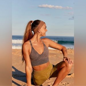 NWOT Xs Free People Good Karma Crop tank